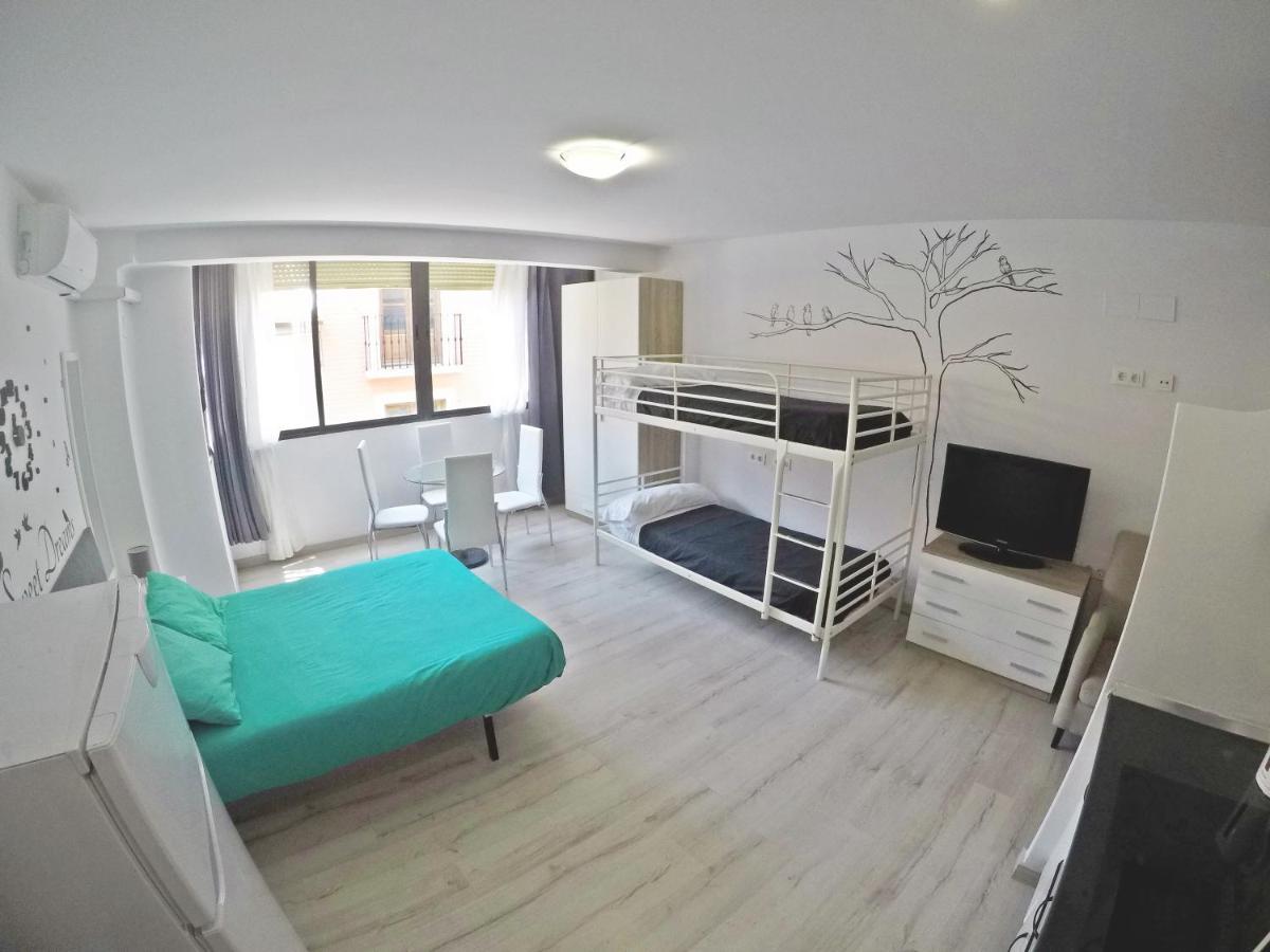 Mesonhomes Suites Center - Stay & Work Гранада Екстер'єр фото