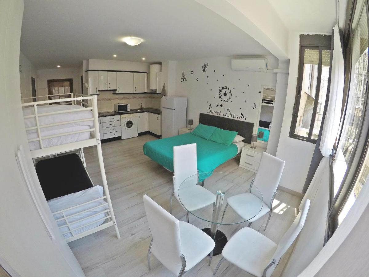 Mesonhomes Suites Center - Stay & Work Гранада Екстер'єр фото