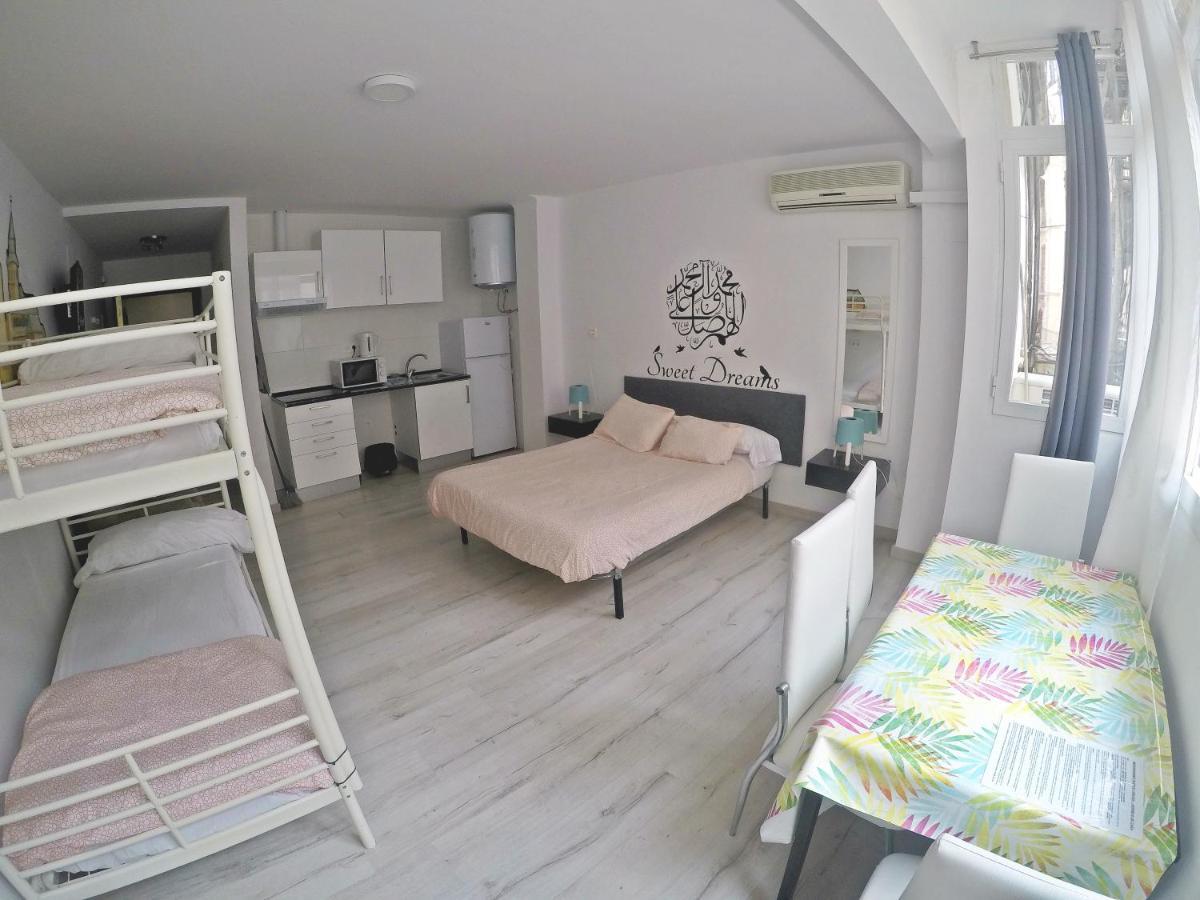 Mesonhomes Suites Center - Stay & Work Гранада Екстер'єр фото