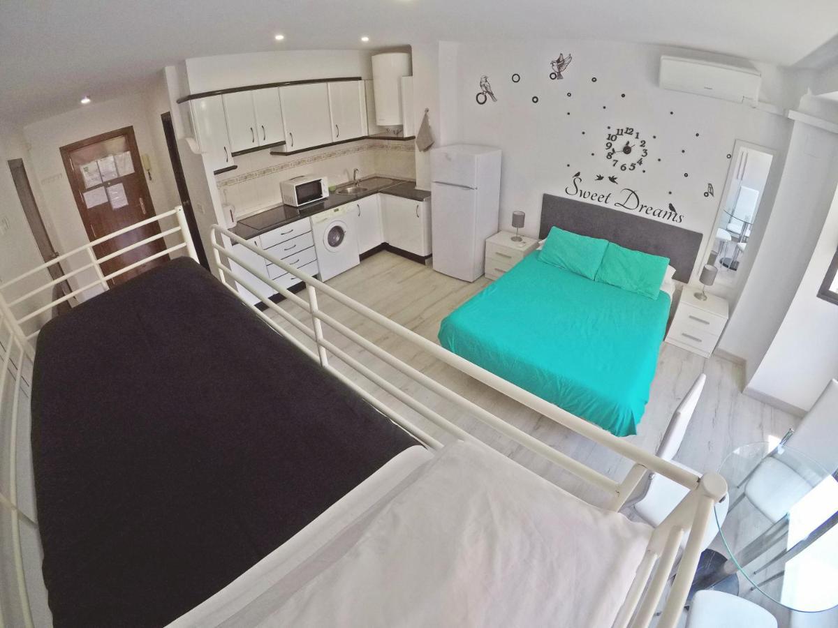 Mesonhomes Suites Center - Stay & Work Гранада Екстер'єр фото